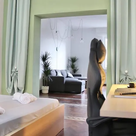 Appartement Exclusive Penthouse With Large Private Rooftop *