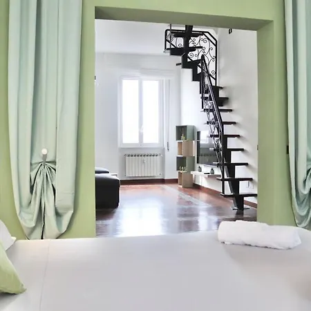 Exclusive Penthouse With Large Private Rooftop Appartement